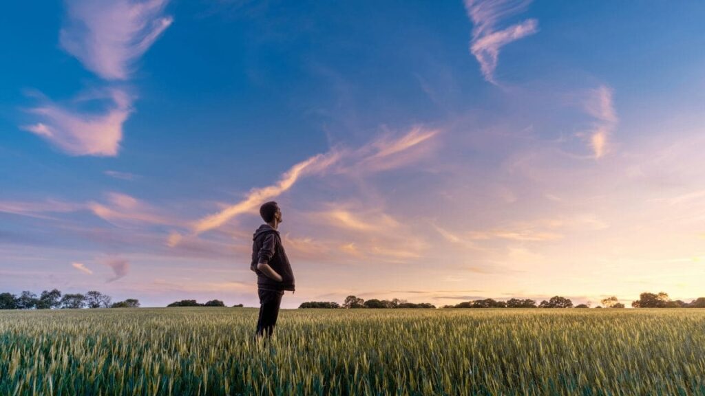 将来を見つめる人