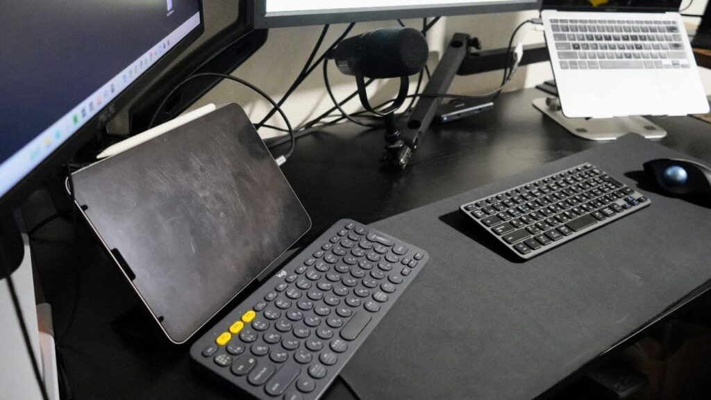 Logicoolトラックボールマウス M575Sを使っているデスク環境