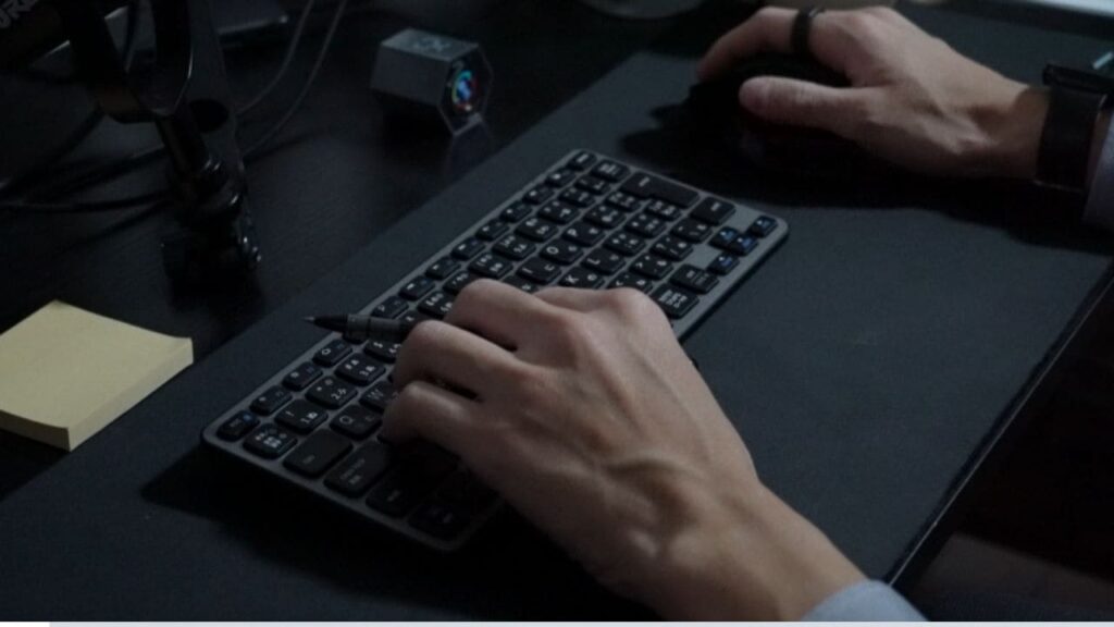 ブログを執筆している姿
202512